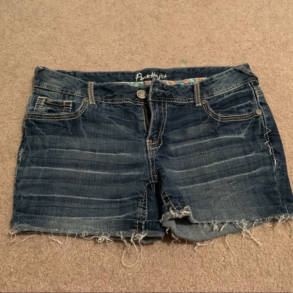 Amethyst jean shorts